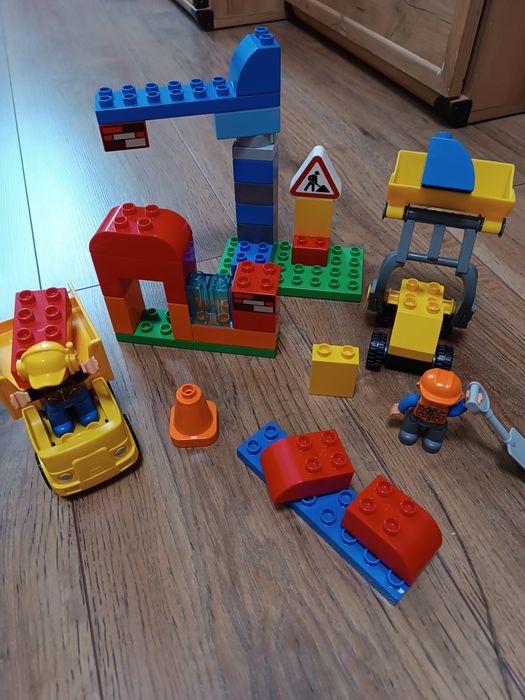 Lego duplo будівництво