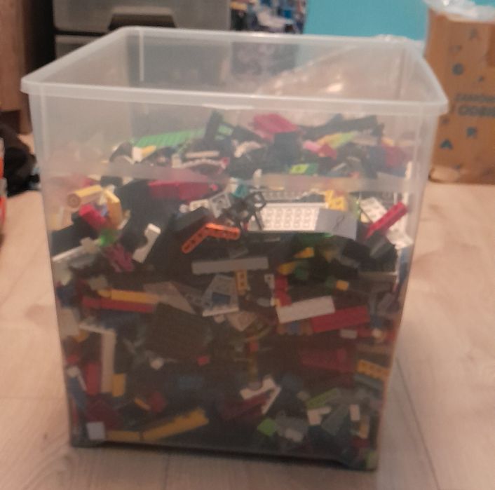 LEGO Różne zestawy + mix klocków