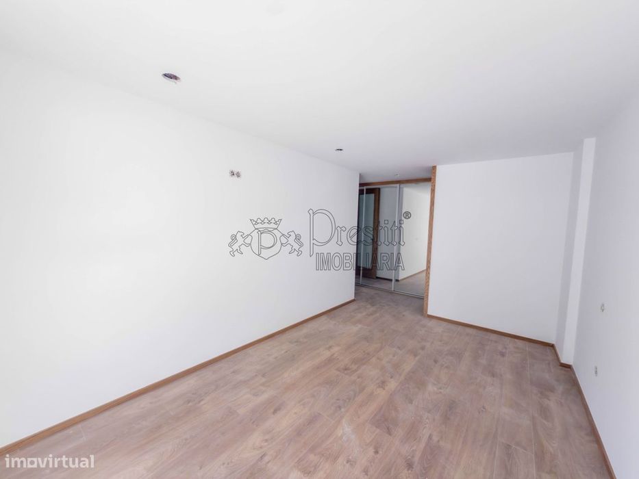 Apartamento T2 para Arrendar em Guimarães