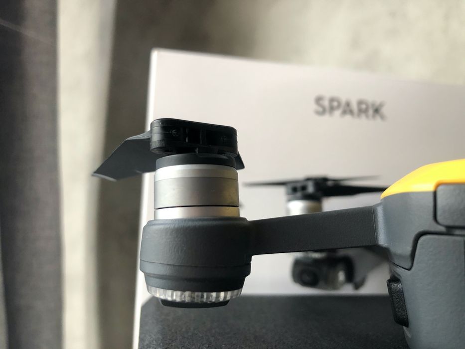 Квадрокоптер DJI Spark