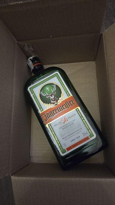 Butelka Jägermeister 1L (oczywiście pusta)
