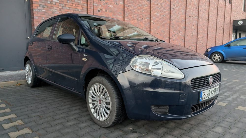 Grandę Punto / 5 drzwi / 1.4 benzyna / zero rdzy / czarny dach /