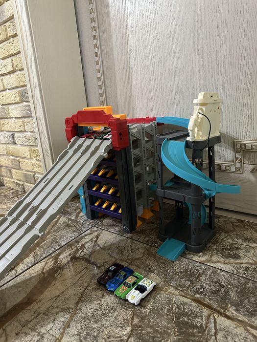 Паркінг- трек машинки