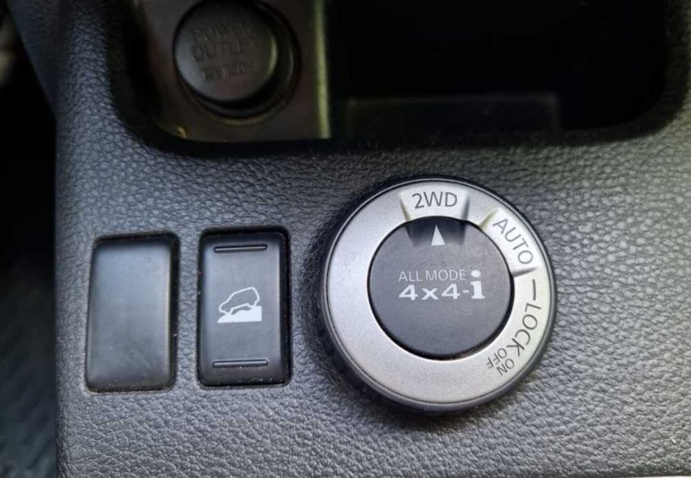 Nissan X-Trail 2007 року