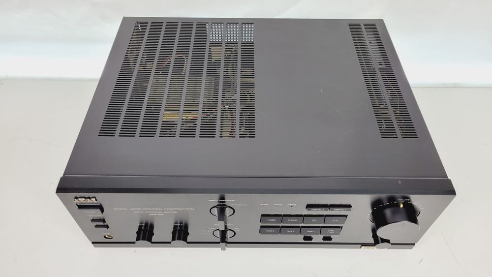 Akai AM 55 WZMACNIACZ DIGITAL 2X80w solidny