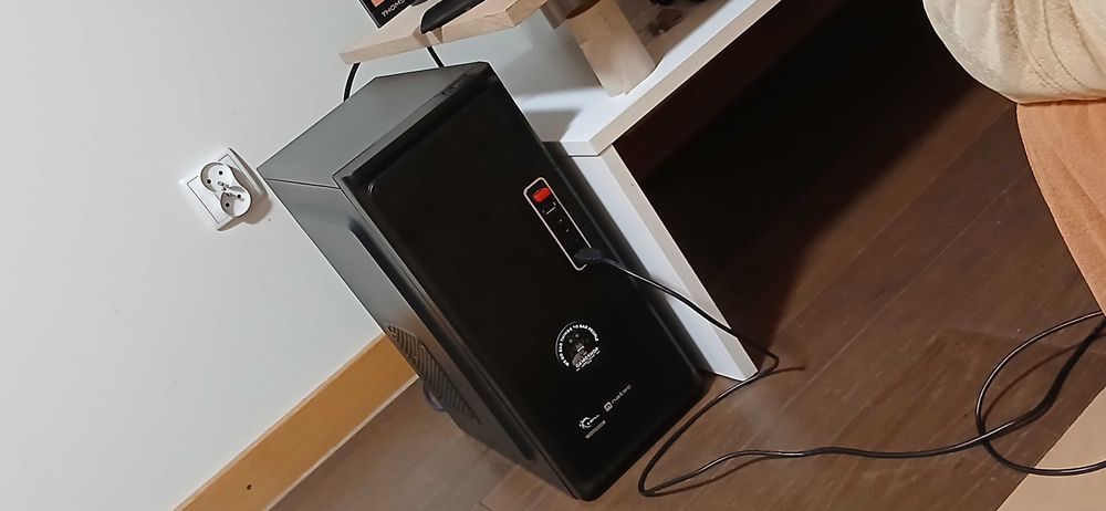 Komputer stacjonarny+Tv