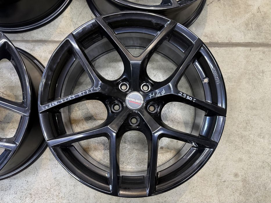 Felgi aluminiowe 5x114,3x19 8J ET45 KIA HYUNDAI MAZDA TOYOTA itp