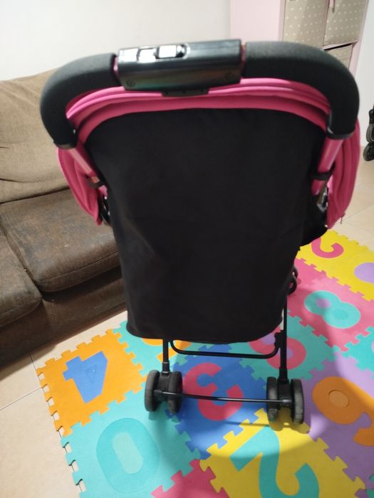 Stroller436898891606282244