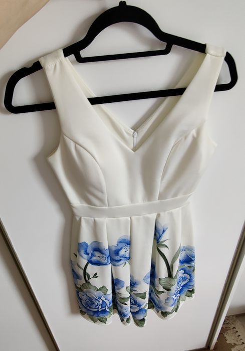 Sukienka biała w niebieskie róże S świetna na poprawiny wesele imprezę