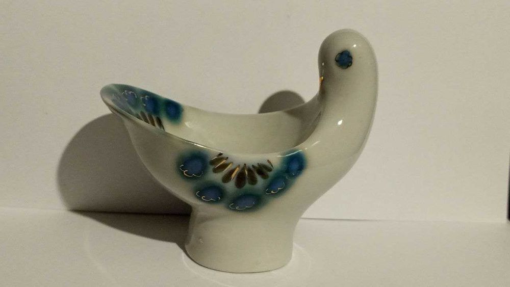 Фарфоровая солонка "Птица" СССР