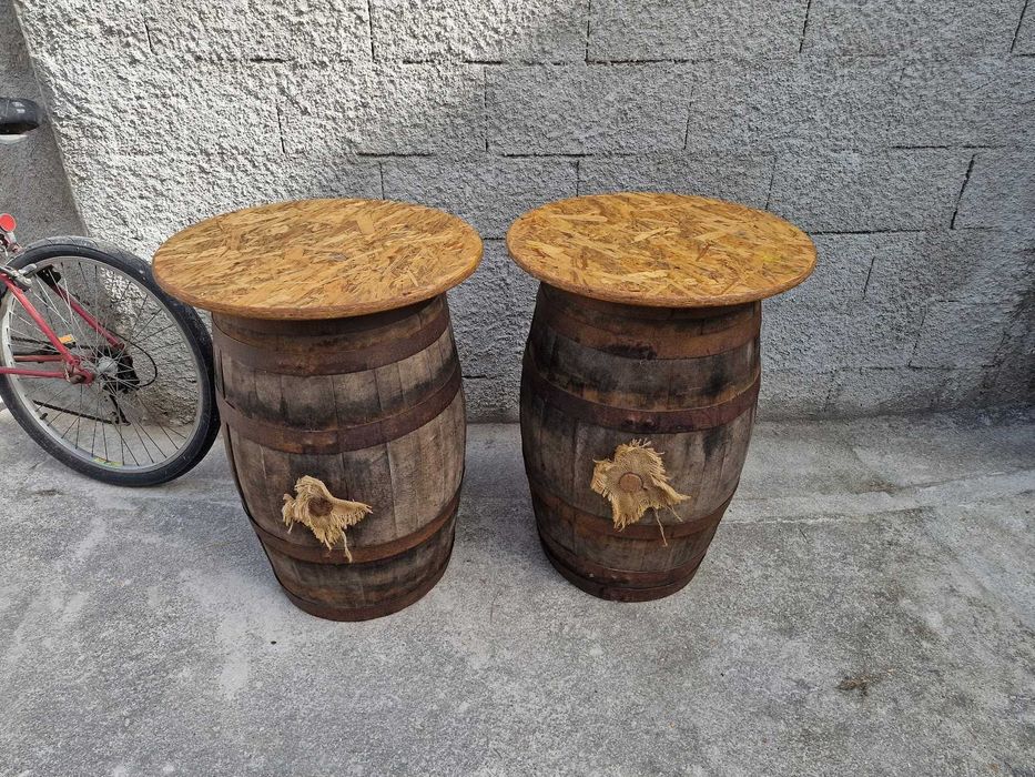 Mesa de Apoio - Pipa de Vinho