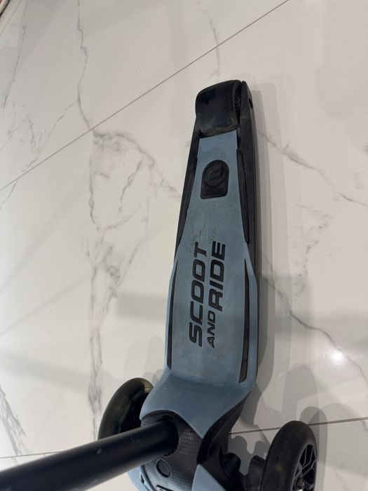 Scoot and ride Highwaykick 5 LED hulajnoga