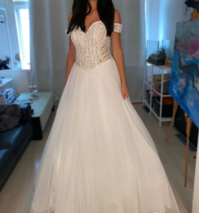 Piękna suknia ślubna