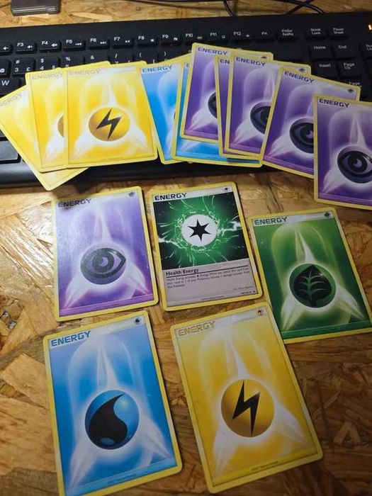 cartas Pokémon energy - eletric grass water health psychic metal