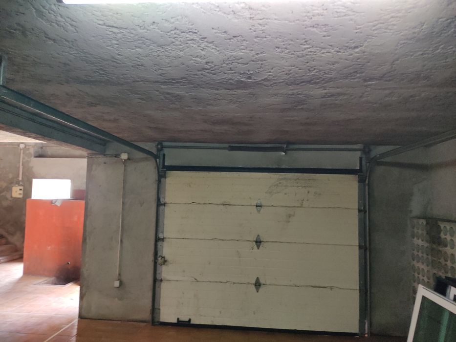 Portão de garagem  seccionado