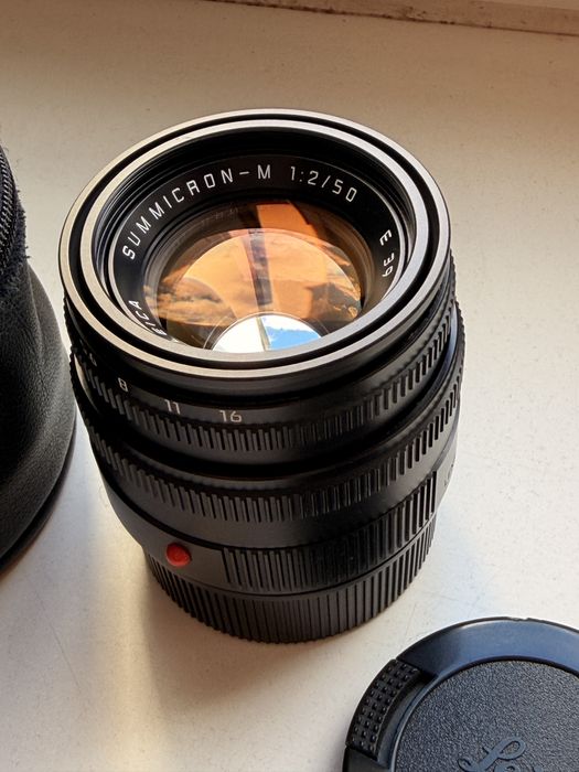Leica Summicron 50mm f/2