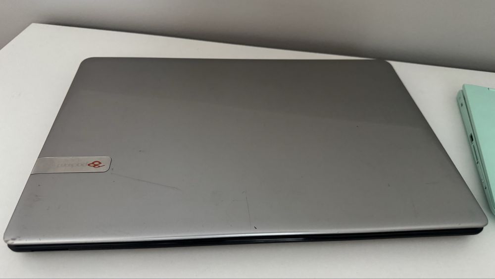 Laptopy HP, Packard Bell