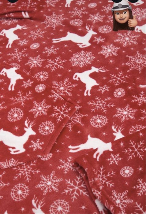 Koc swiateczny z rekawami 130 x190 nowy