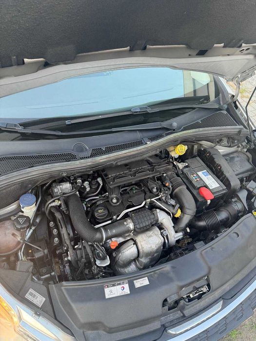 PEUGEOT 208 1.4 HDi