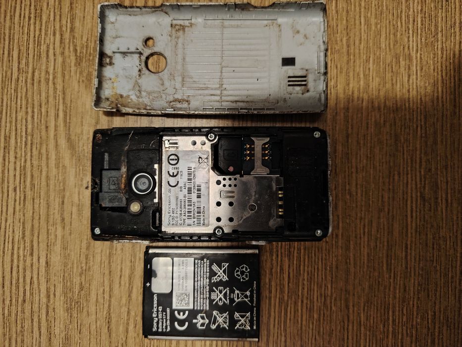 Sony Ericsson j20i