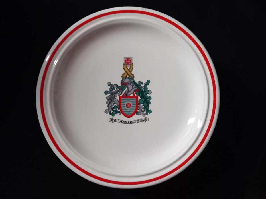 Militaria - Pratos brasão de armas fabrico da extinta fábrica Secla