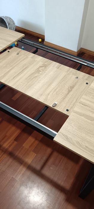 Mesa de jantar extensível 160CM / 200CM /  240CM
1,60M / 2,00M / 2,40M