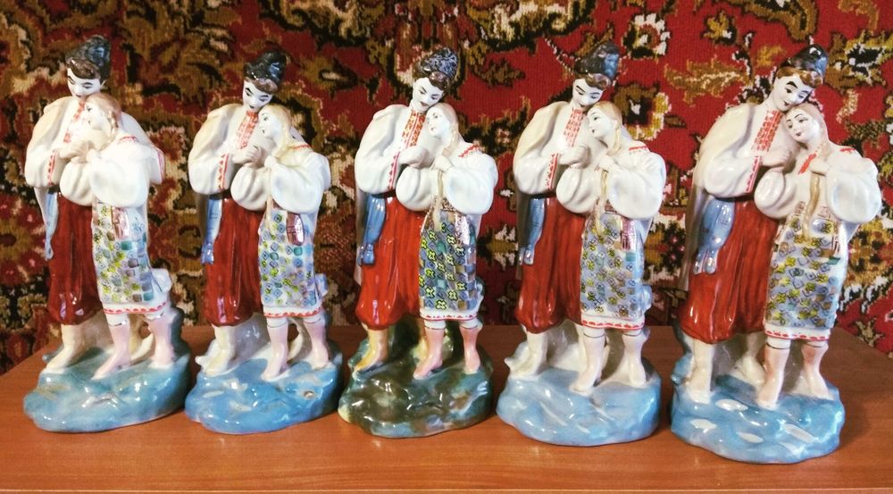Фарфорові статуетки