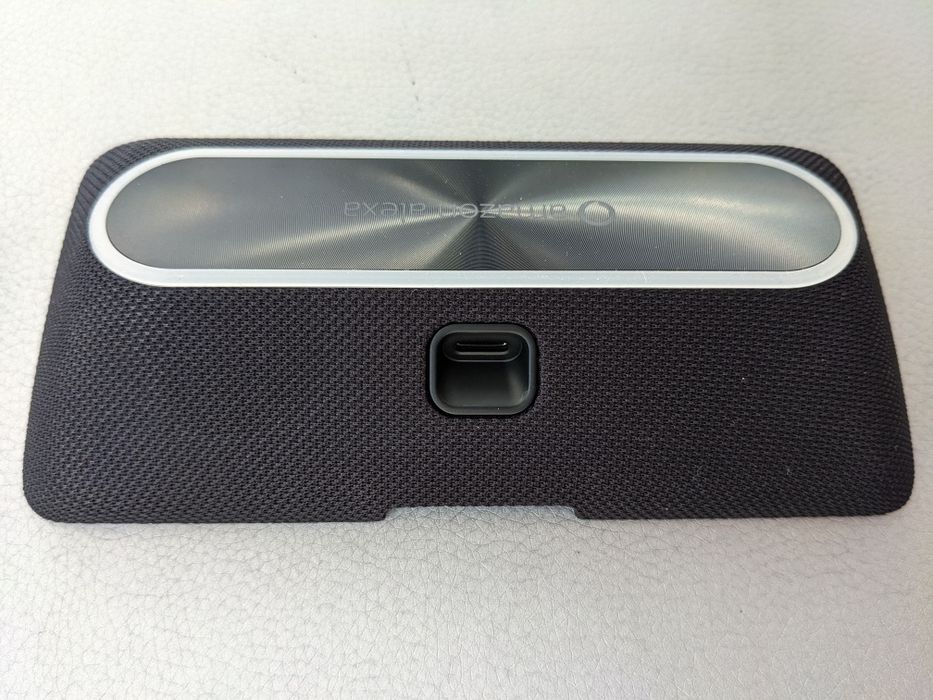 Колонка Alexa. Moto Mod Alexa. Motorola Alexa