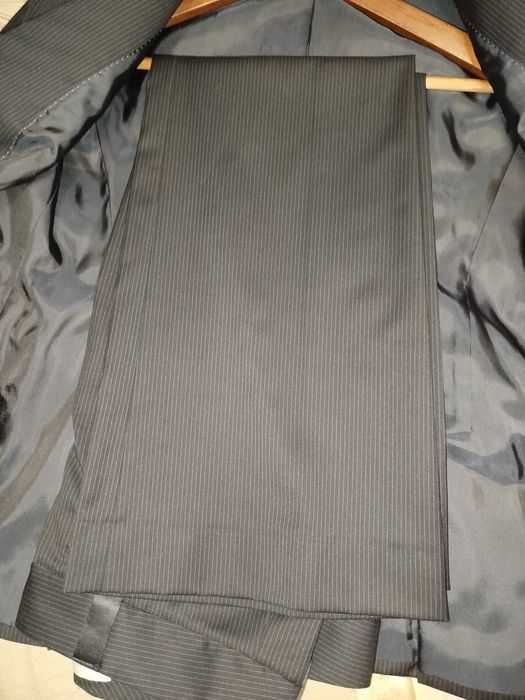 Fato de  Mulher acetinado da Massimo Dutti, lindíssimo como novo