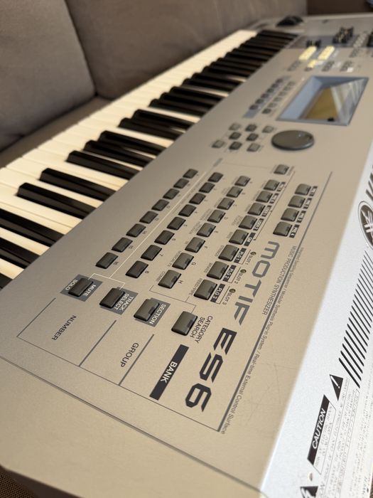 Yamaha Motif ES6