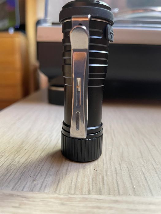 Vendo lanterna Fenix LD15R