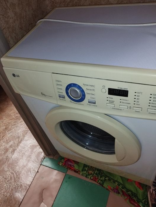 Продам стиральную машину lg