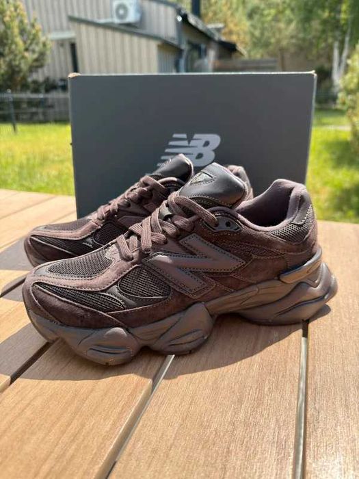 New Balance 9060 Dark Brown Rozmiar  38