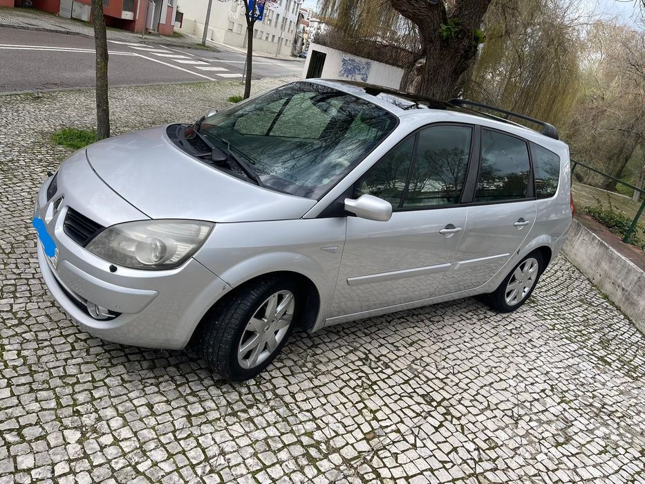 Grand Scenic ll
237.000KM
