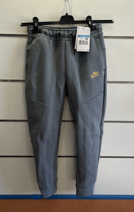 Nike Tech Fleece штани