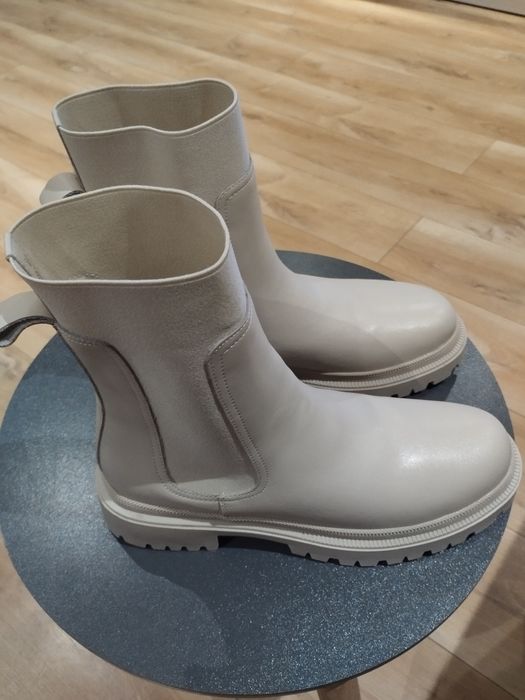 Buty damskie jesienno-zimowe