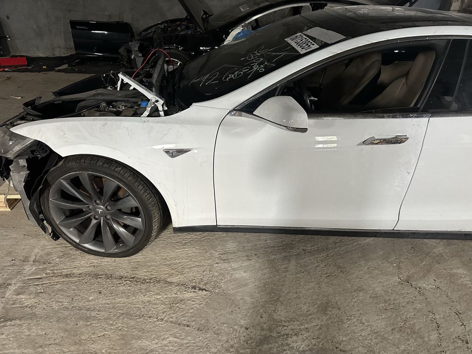 Разборка Tesla model S, розборка, запчастини Тесла С