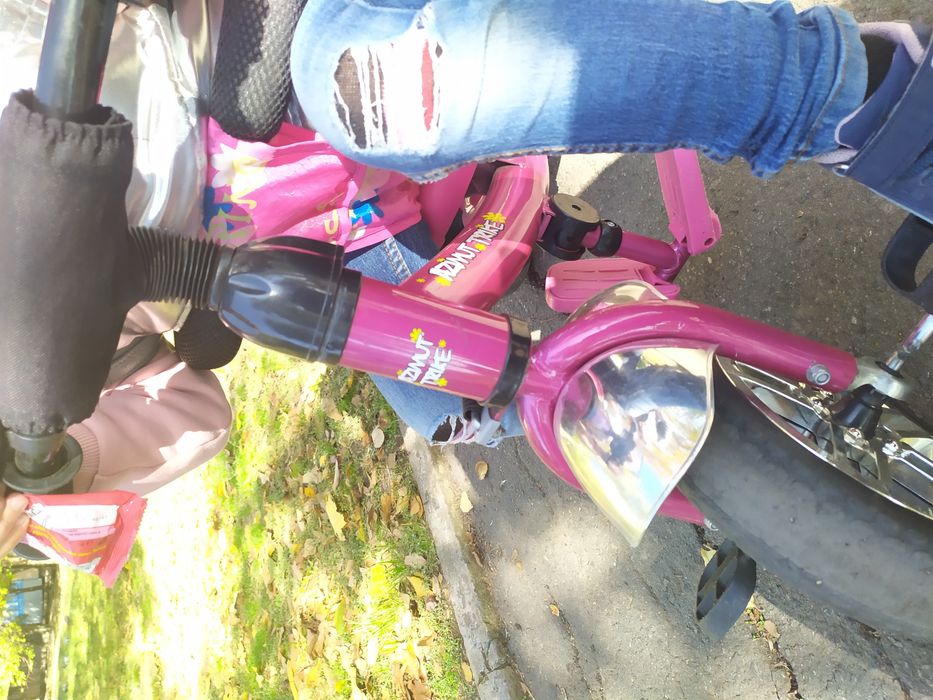 Трёхколёсный велосипед розовый