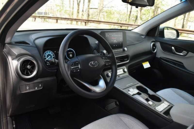 2023 Hyundai Kona Electric SE