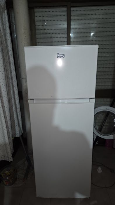 Frigorífico Teka 220l FTM 240