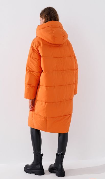 Куртка  жіноча towmy M помаранчева нова