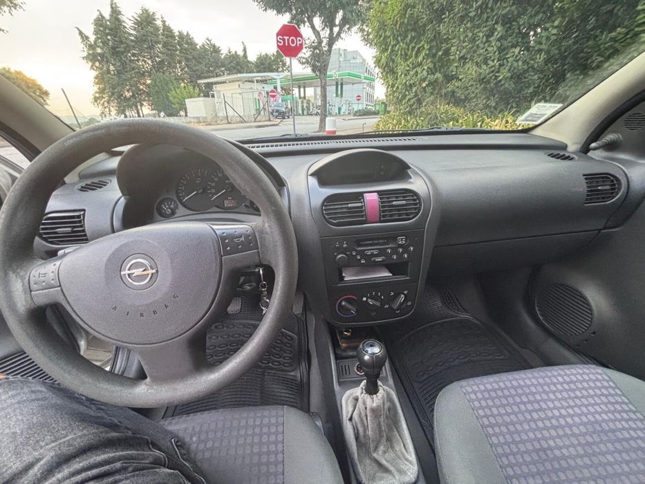 Carro Opel corsa  1.2