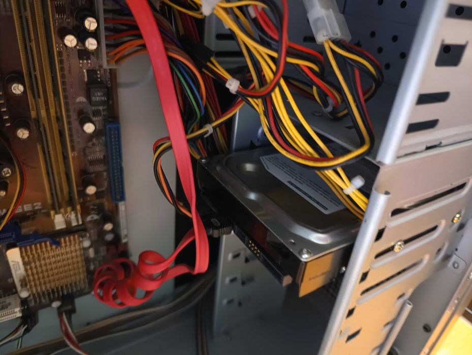 ПК для  учёбы Phenom 8450 3Gb ОЗУ Компьютер