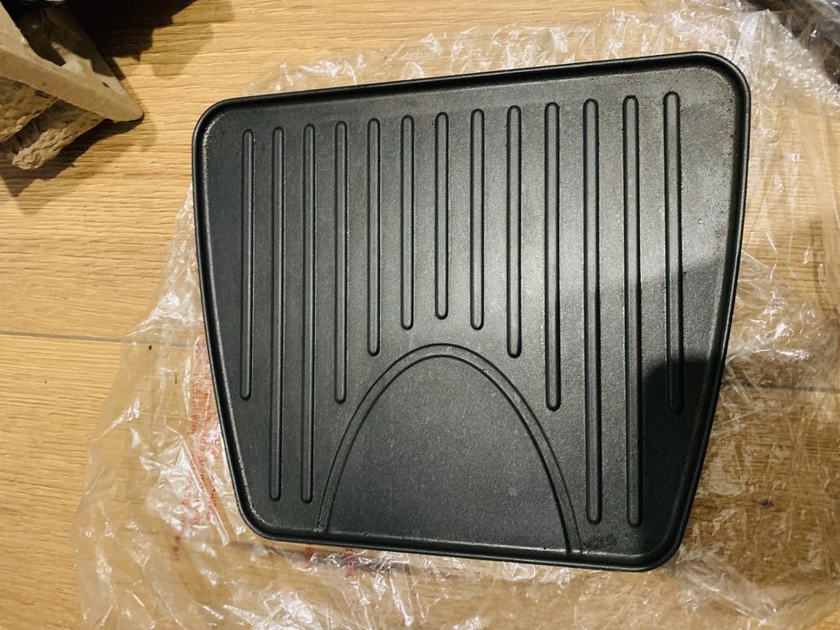 Grill elektryczny raclette