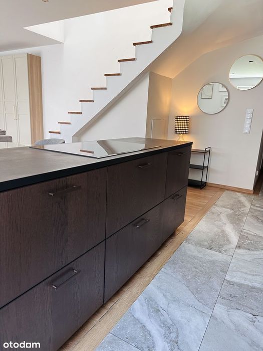 93 m² | Ogród 130 m² | Taras na dachu | Pompa ciepła | 11 min do Rynku