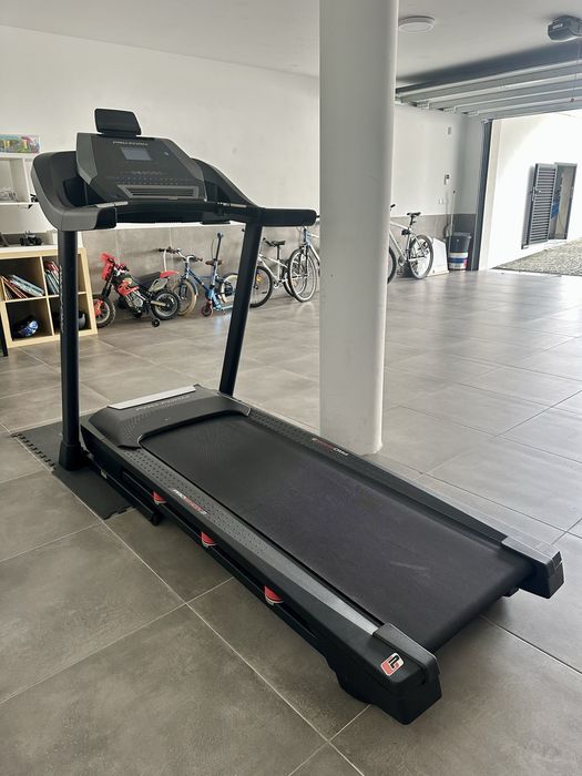 Passadeira corrida PROFORM 705 CST