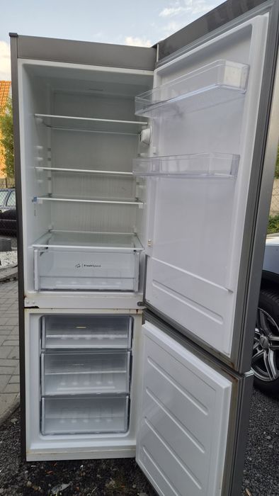 Sprzedam Lodówka Indesit