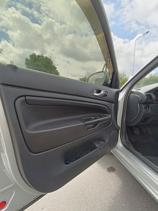 Skoda Superb 1.8 турбо газ-бензин