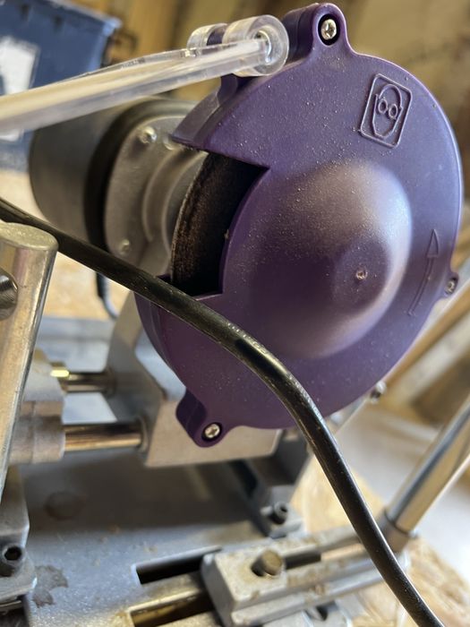 Заточний станок