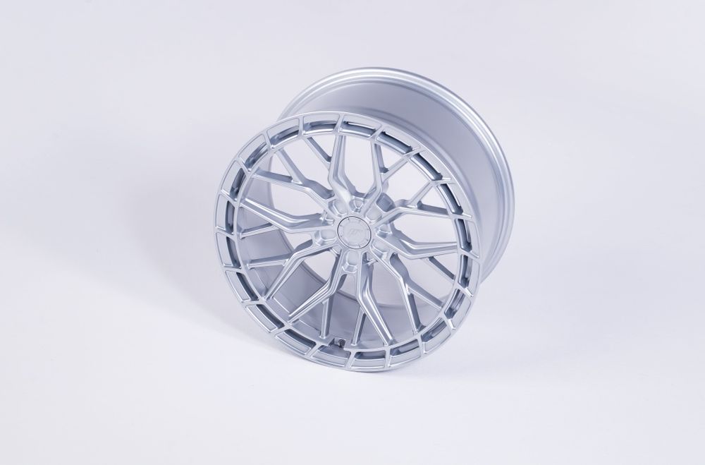 Alufelgi 20" JR48 9J Audi VW Skoda Seat Cupra Mercedes Benz